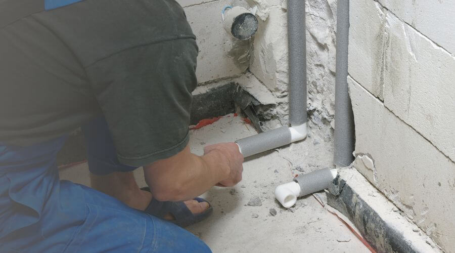 Professional bathroom faucet installation in Le Claire, IA